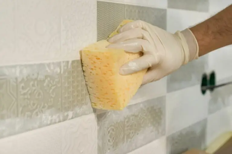 The Ultimate Guide to Choosing Grout Removal