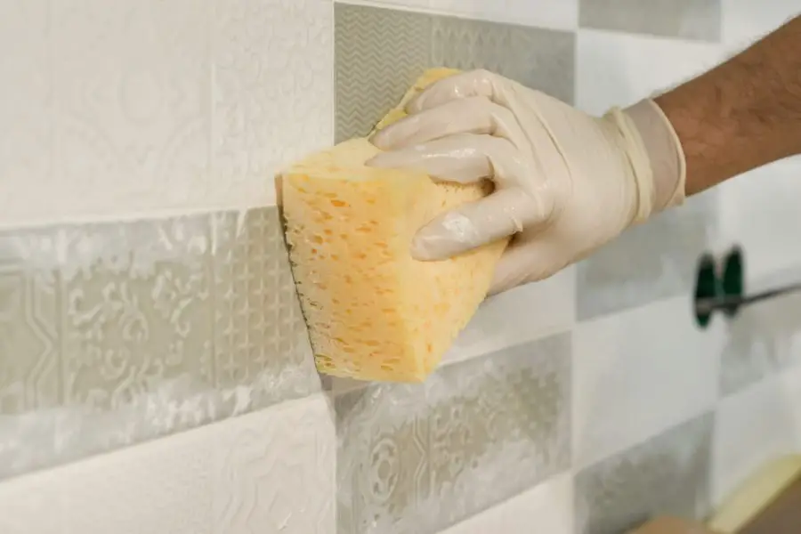 Grout-Remover
